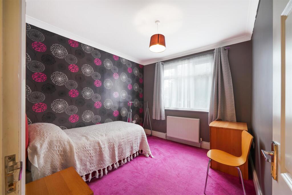 17 Tudor Close - C8TEBhMZdj3iJSwu9fhk.jpg