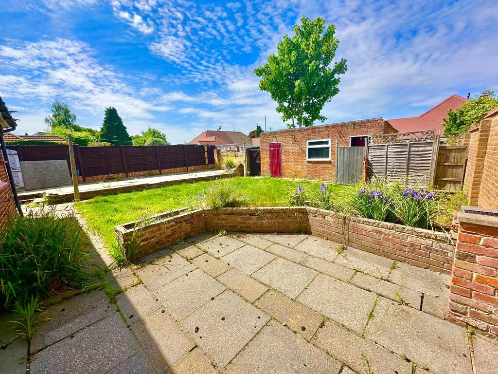 IMG-20250507-WA00...