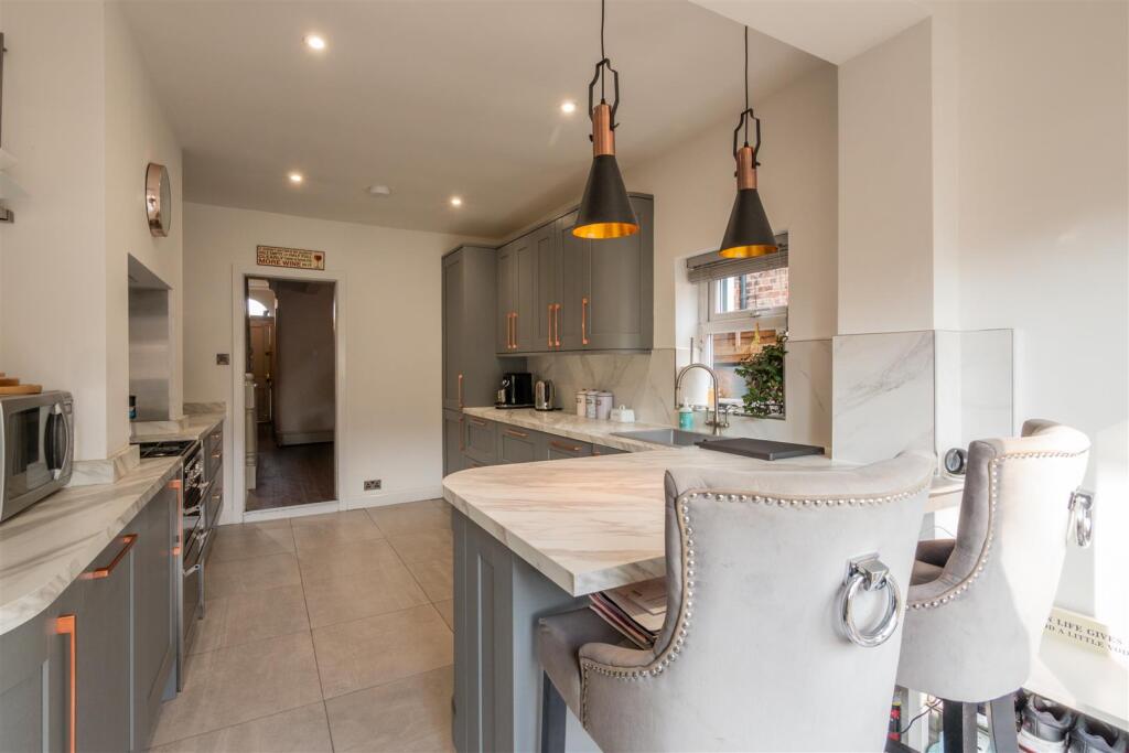 Breakfast Kitchen Aspect 3