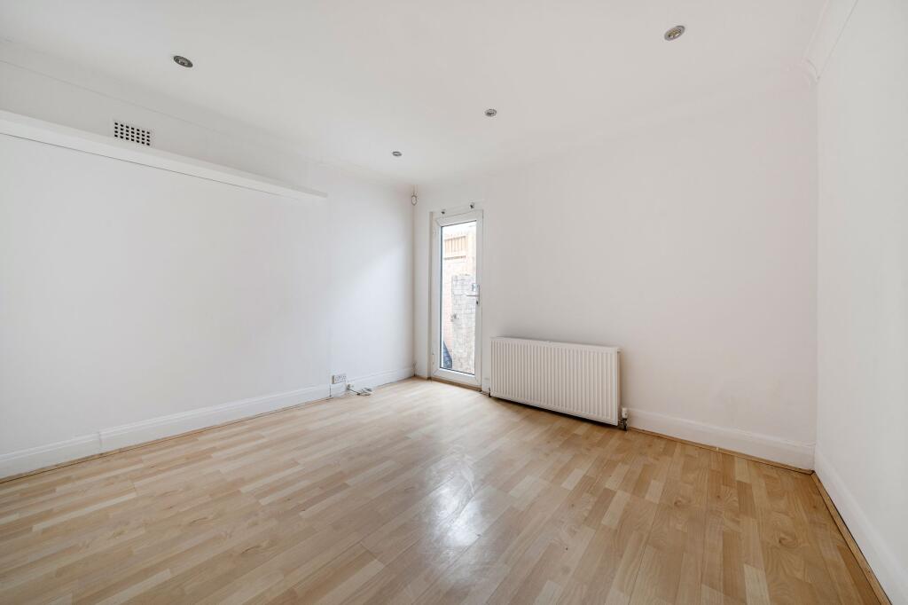 Doube Bedroom