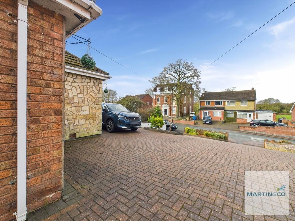 CAM03663G0-PR0124...