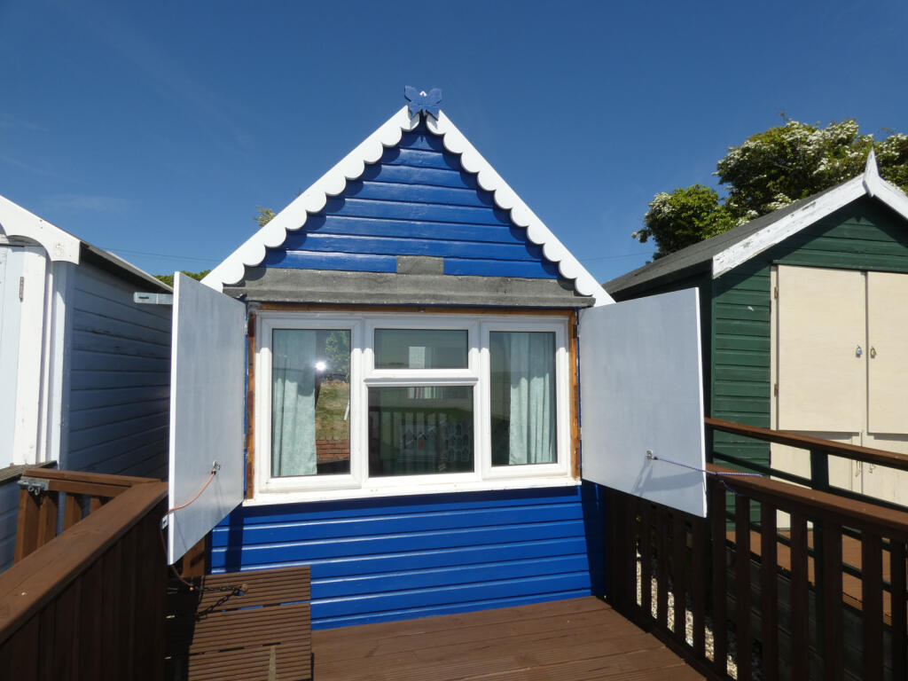 Beach hut for Sale