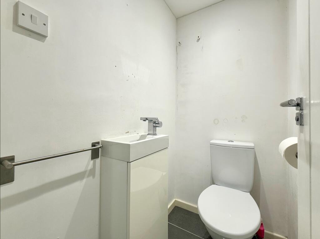 Guest Cloakroom