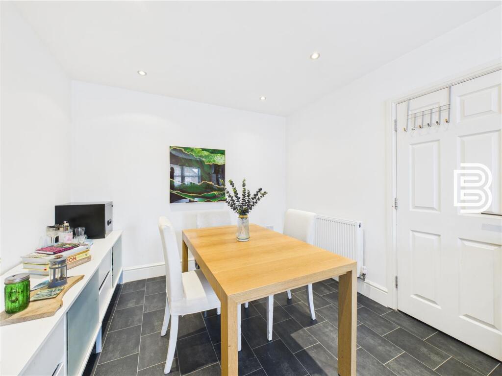 Kitchen Diner (3).jpg