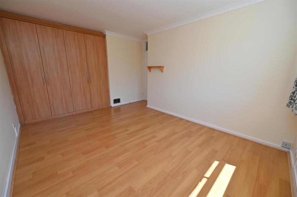 bedroom1.2.JPG