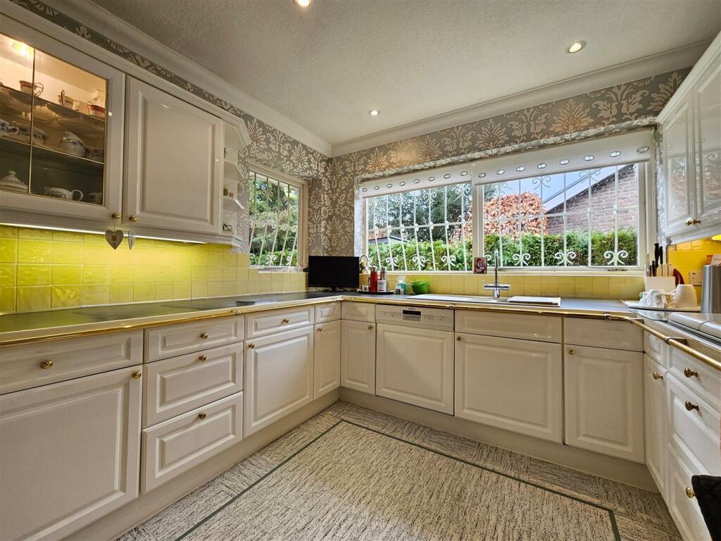 Breakfast Kitchen