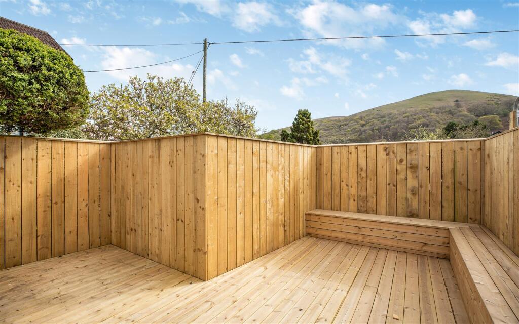 8645139-exterior04.jpg