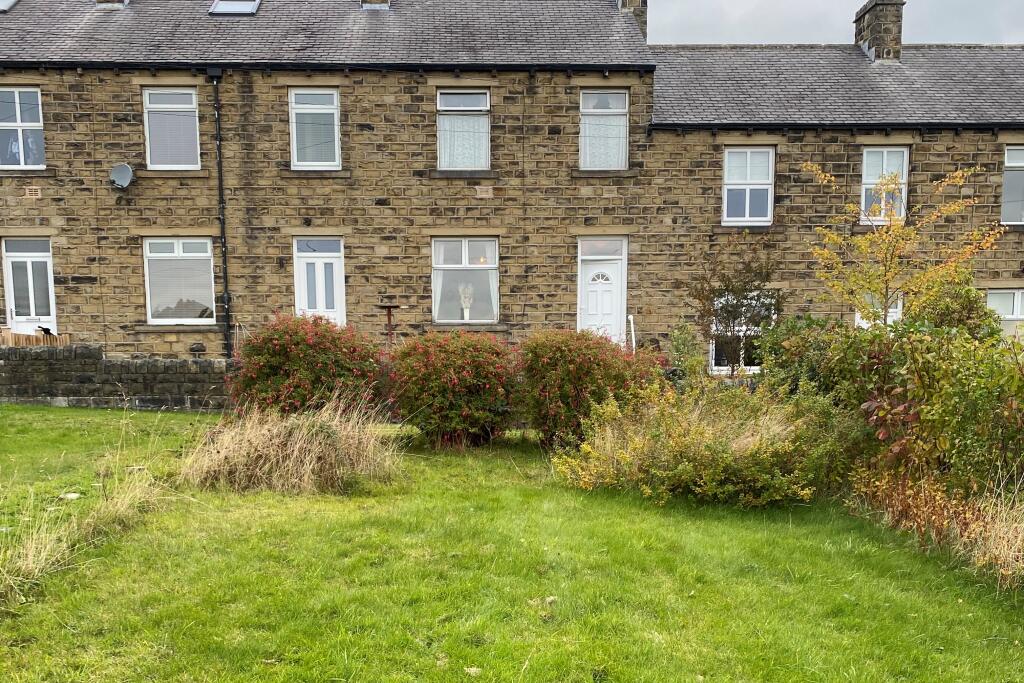 15 Yew Tree Road, Shepley, Huddersfield, HD8 8DT