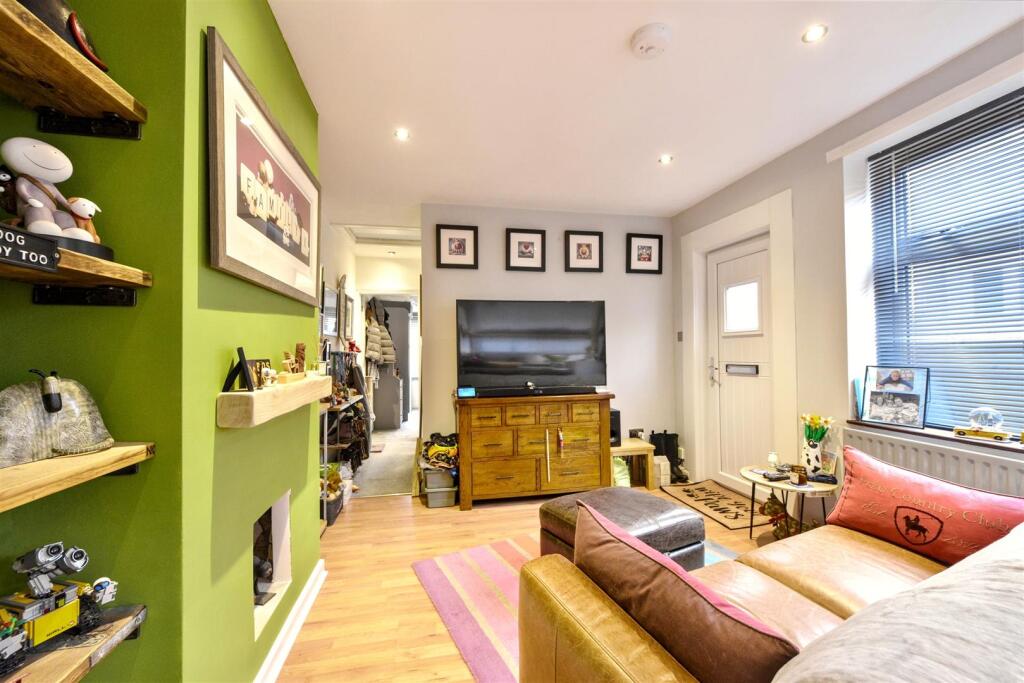 Albert Road Chatham5.JPG