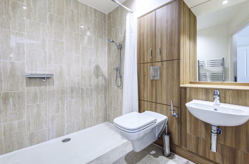 Ensuite shower...