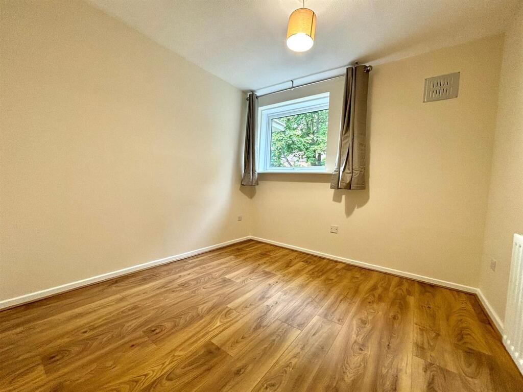 Bedroom 2, 2.jpeg