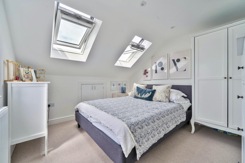 1311579-8-68653cb...