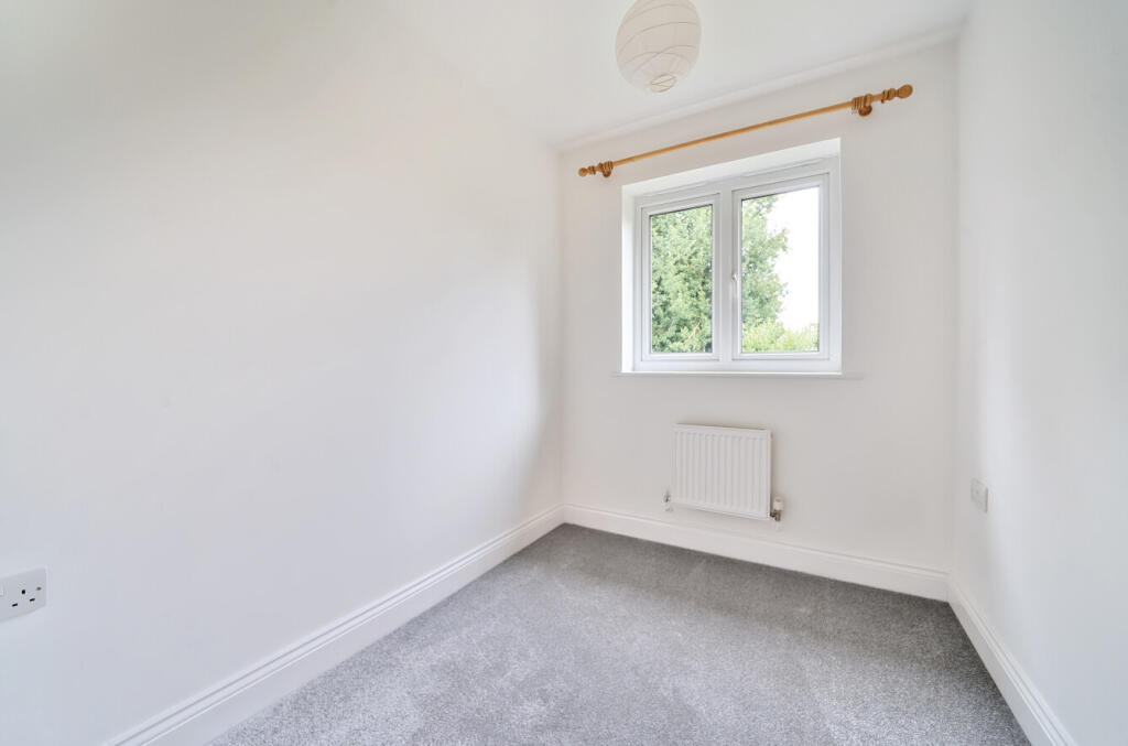 1342380-8-68a5a5a...