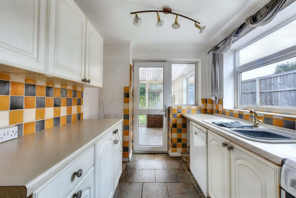 Kitchen_1.jpeg