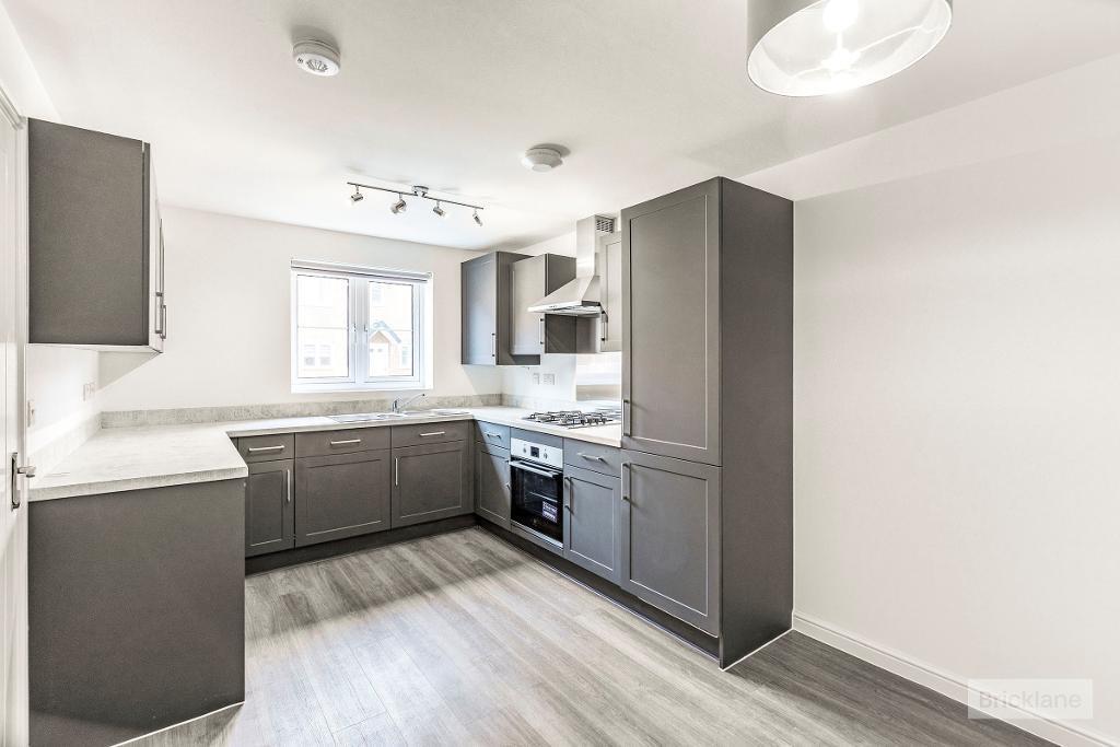 Kitchen / Dining Area