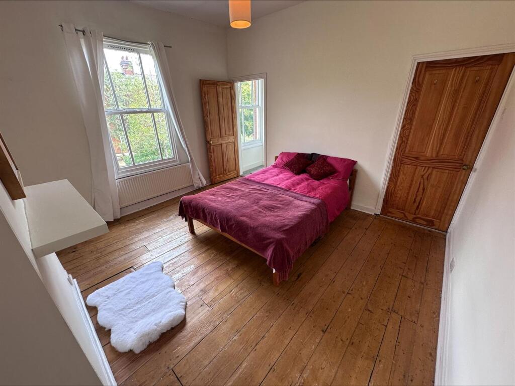 Bedroom 1.jpeg