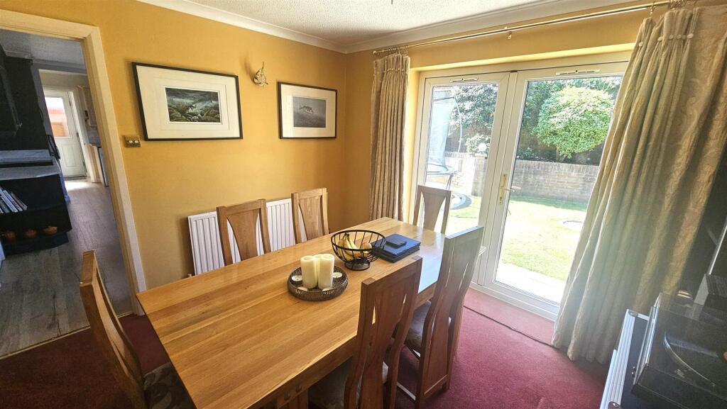 Dining Room.jpg