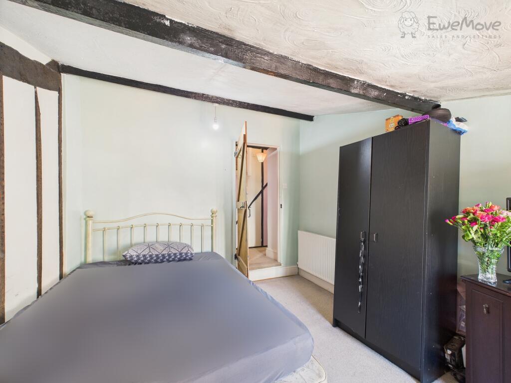 CAM03640G0-PR0050-STILL014