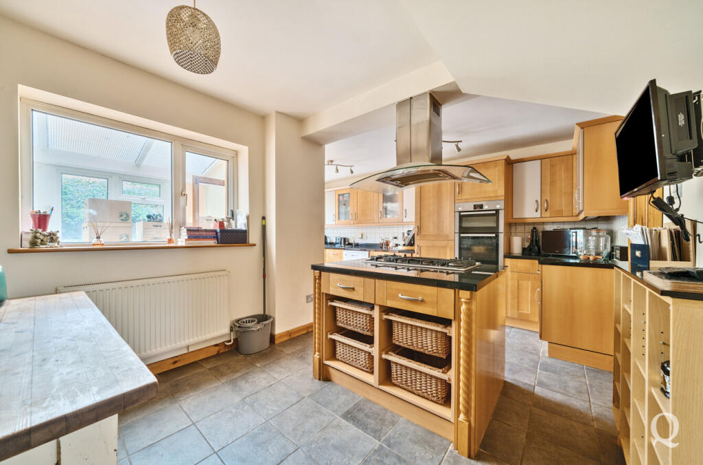 933c555a-6613-4f7...