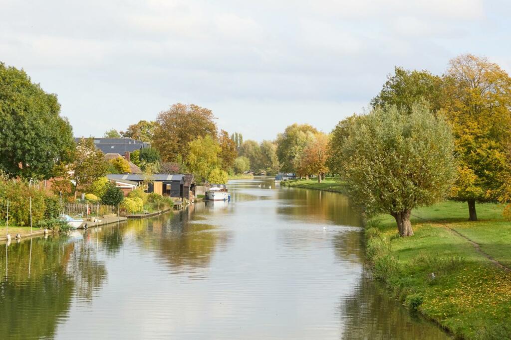 Water_Street_Chesterton_1610240059.jpg