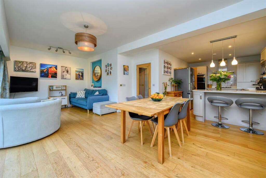 Magnolia - Internal (23 of 36).jpg