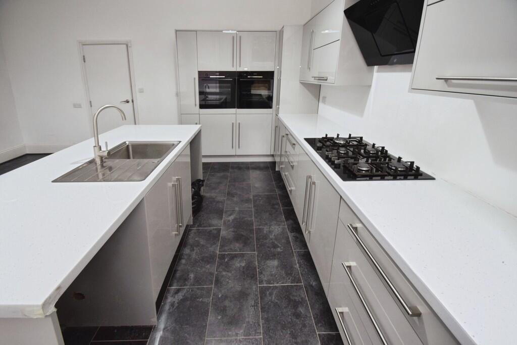 60ffe3c9-Kitchen ...