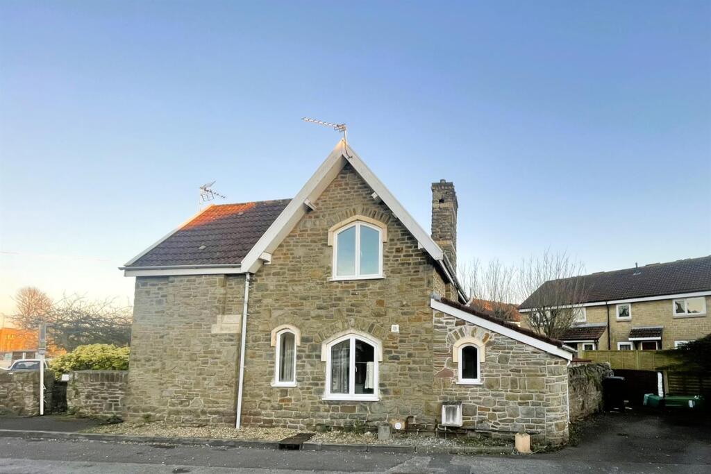 19 Moor Lane, Clevedon BS21 6EU | Freehold Detache