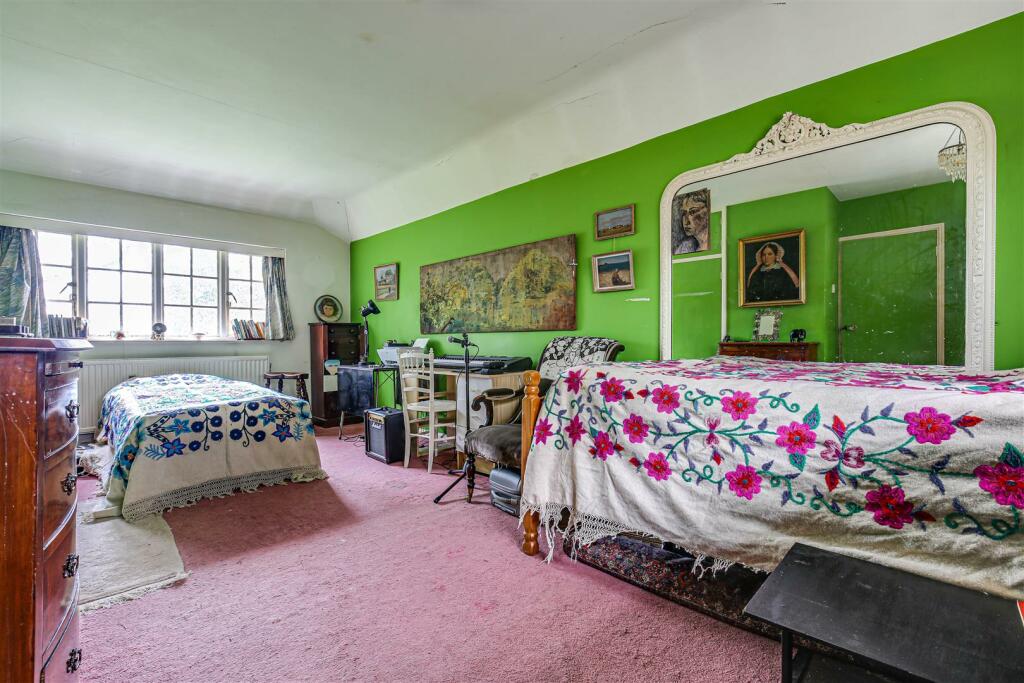 Main Bedroom.jpg