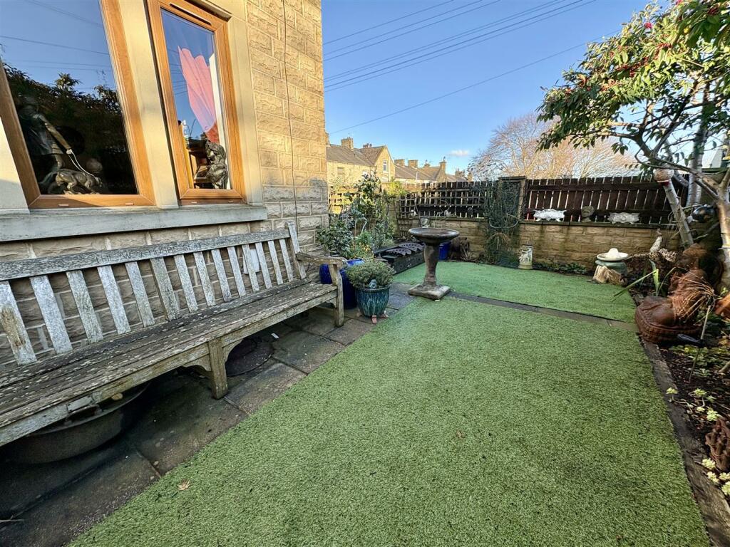 Bramleys Estate Agents - Ainley Street - Elland (4