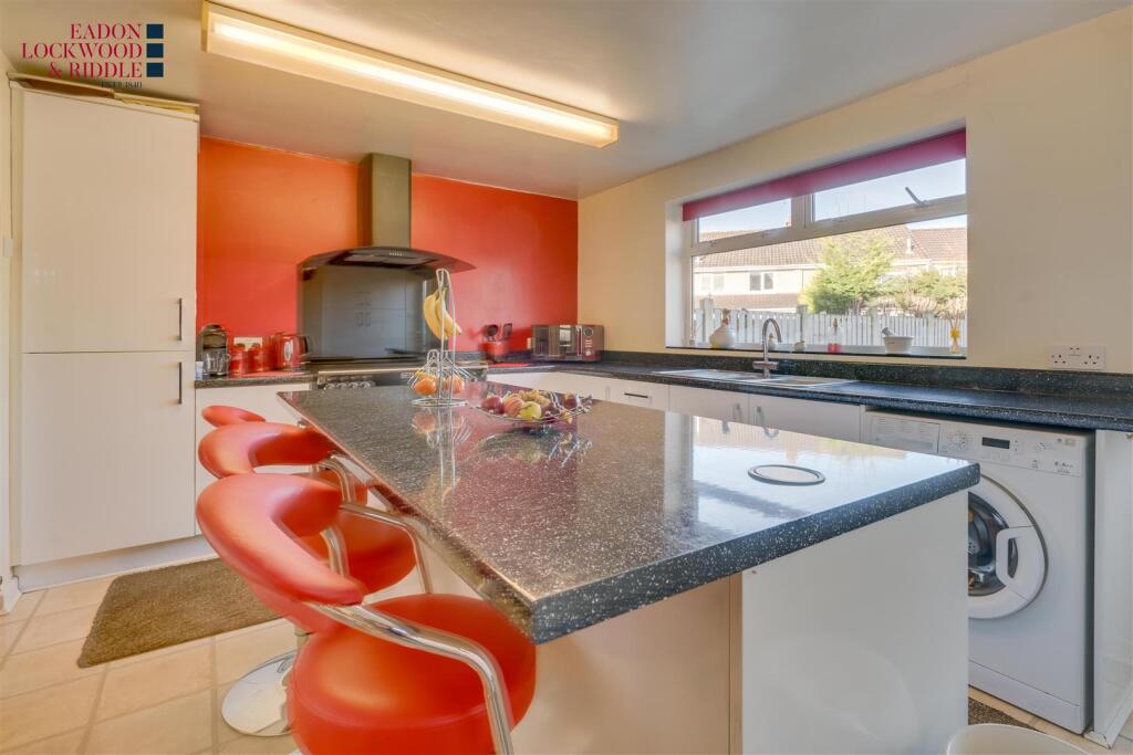Kitchen_Breakfast Room