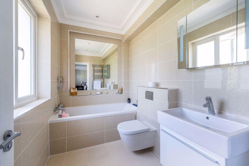 Ensuite Bathroom