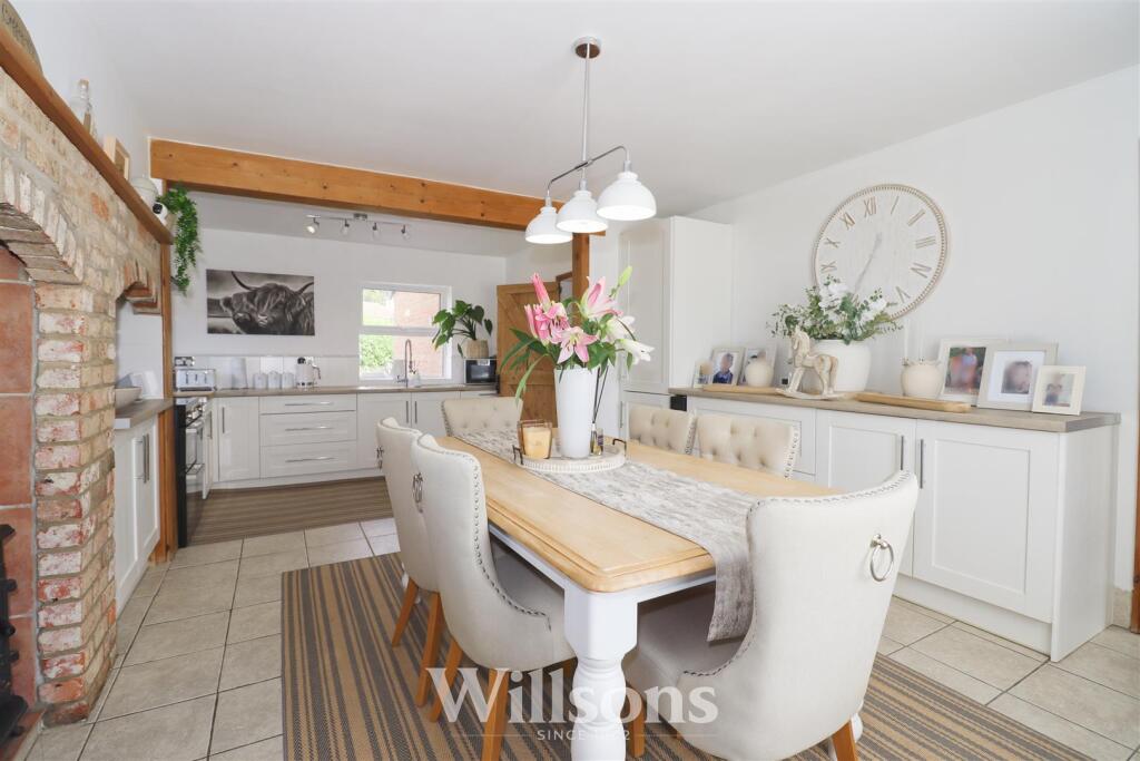 Dining Kitchen