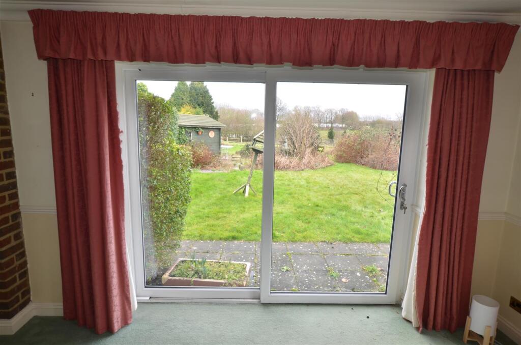 Picture window to garden