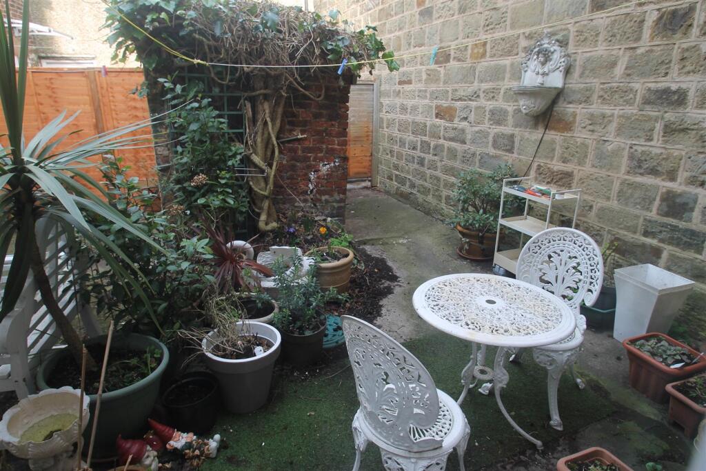 courtyard.JPG