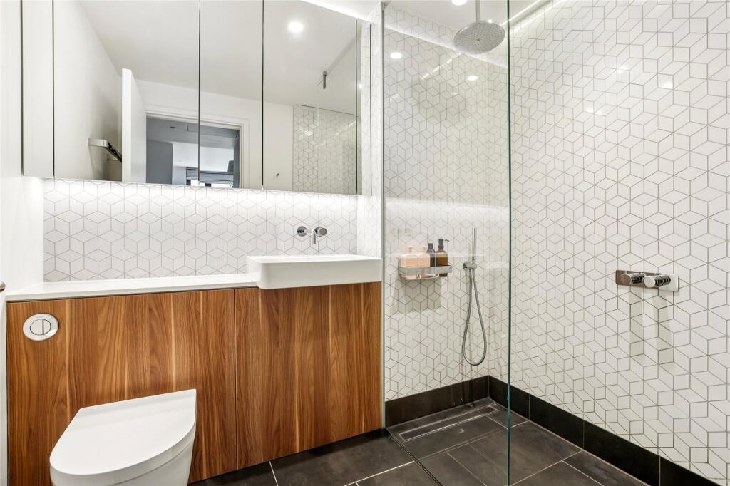 Ensuite