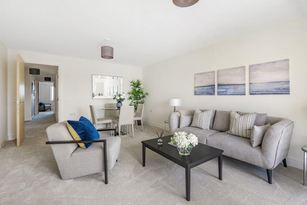 Lounge / Dining Room