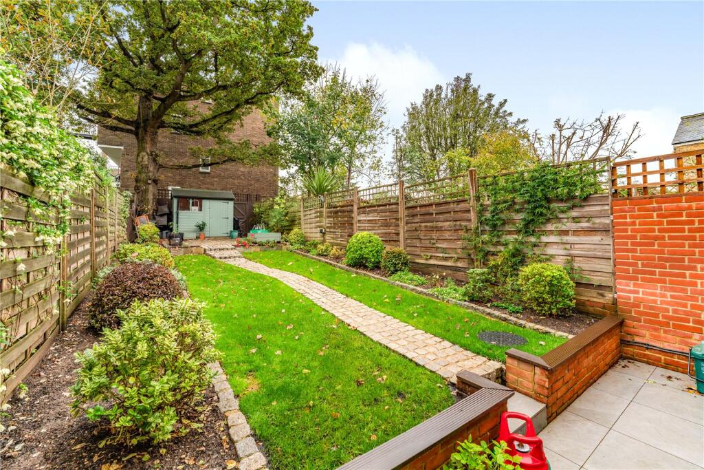 8 - 05c95420-e95e-ed