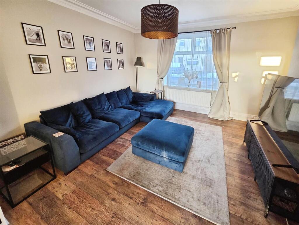 cd21c153-image003 20 282 29.jpg