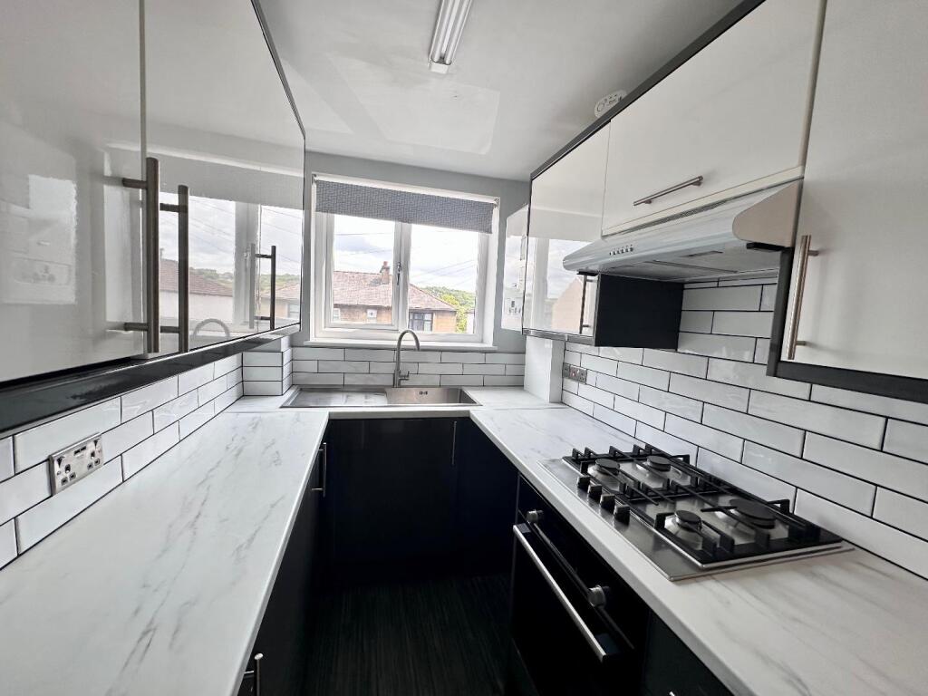 NEW FITTED KITCHEN