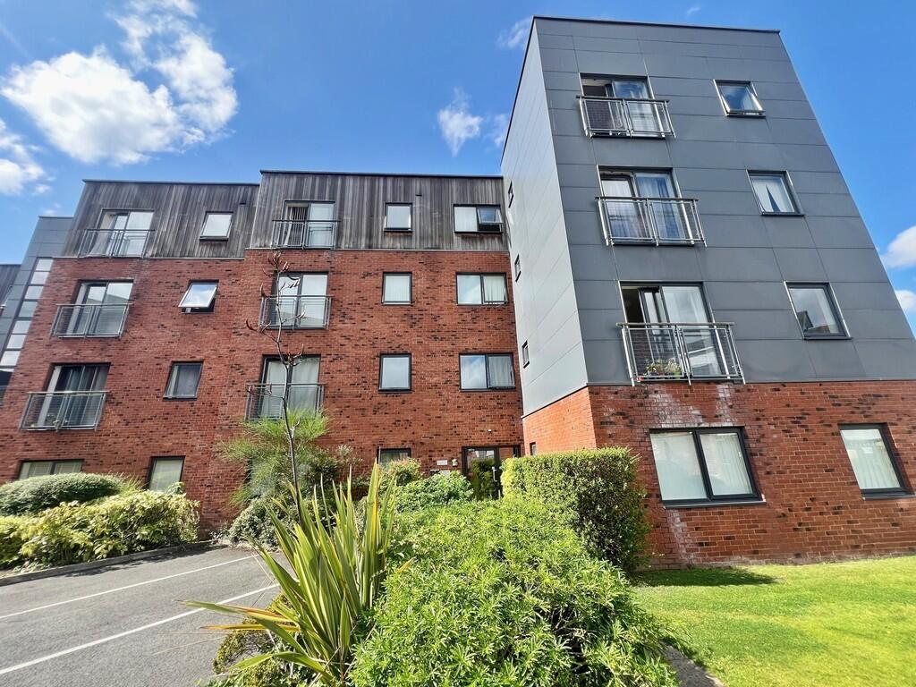 16 Dutton Court 7