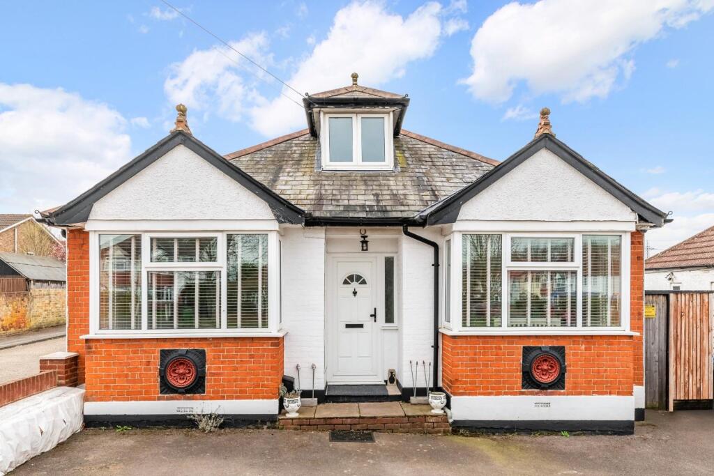 CHESSINGTON ROAD (13).jpg