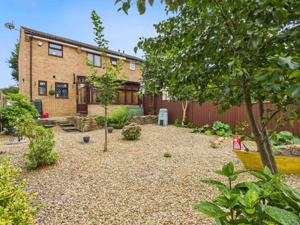 CAM04922G0-PR0057-STILL022