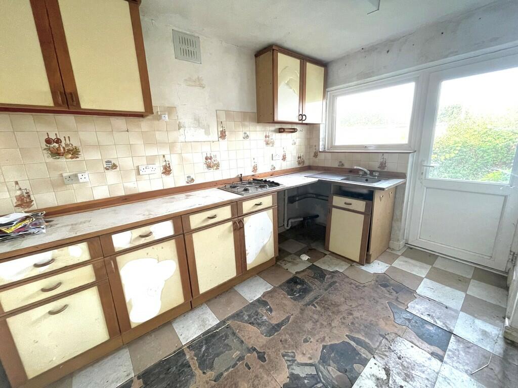 11 Furzefield Clo...