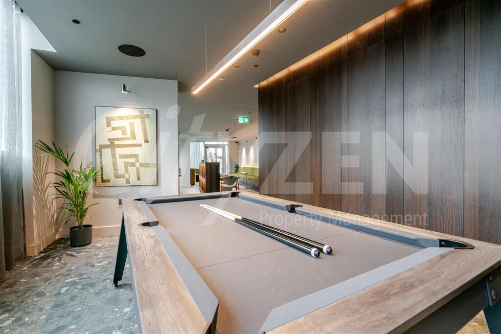 RESIDENTS' POOL TABLE