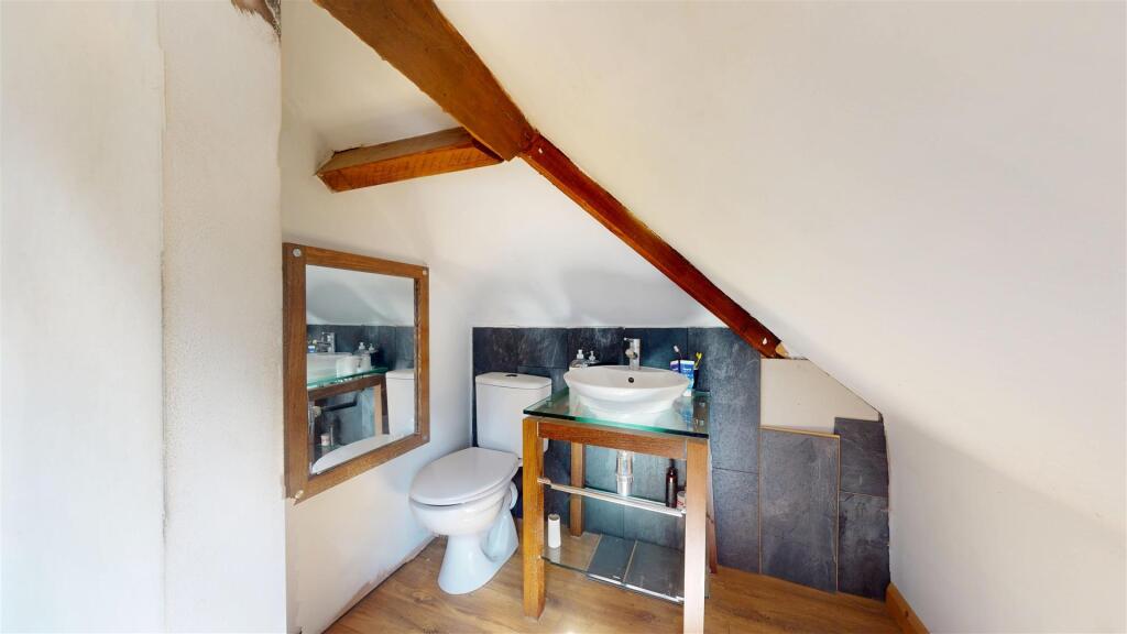 Knowsley Road En-suite