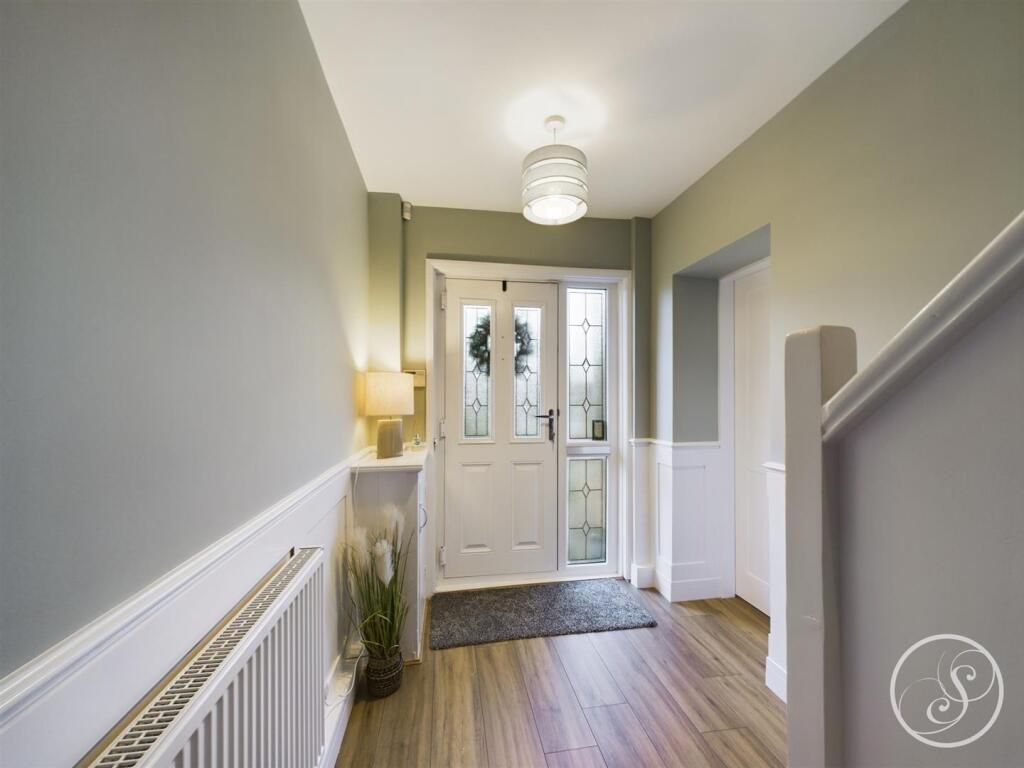 ENTRANCE HALLWAY