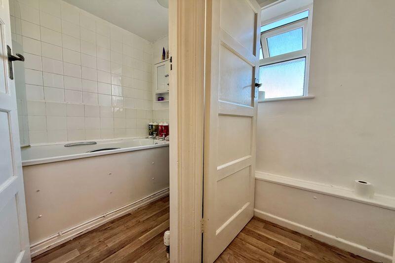 Bathroom &amp; Separate WC