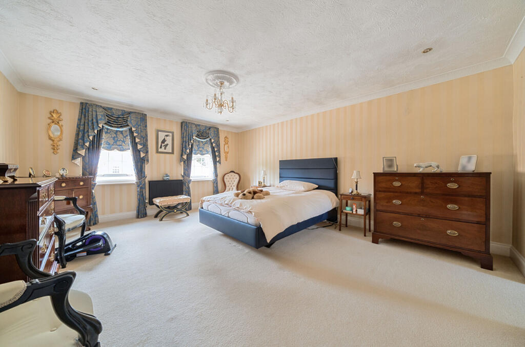 1313440-35-685945...