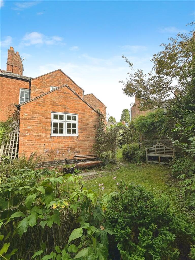 0c6a018e--4048-99E1-DC233B091EFA-11055-000004161D0