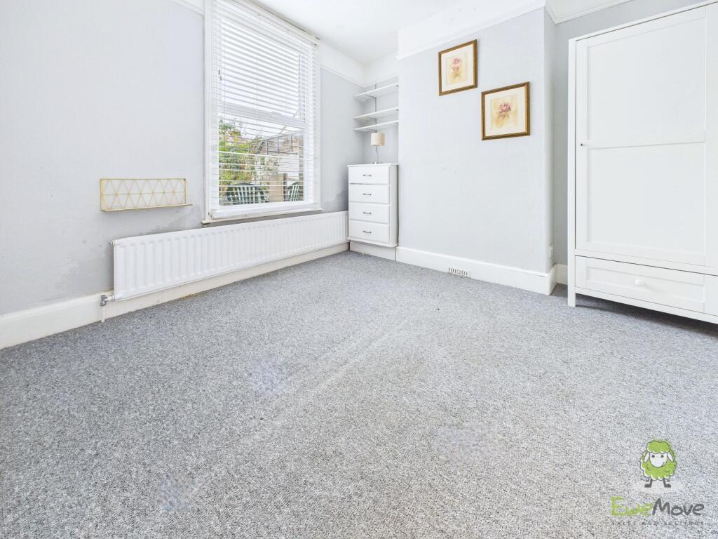 CAM01543G0-PR0162-STILL017